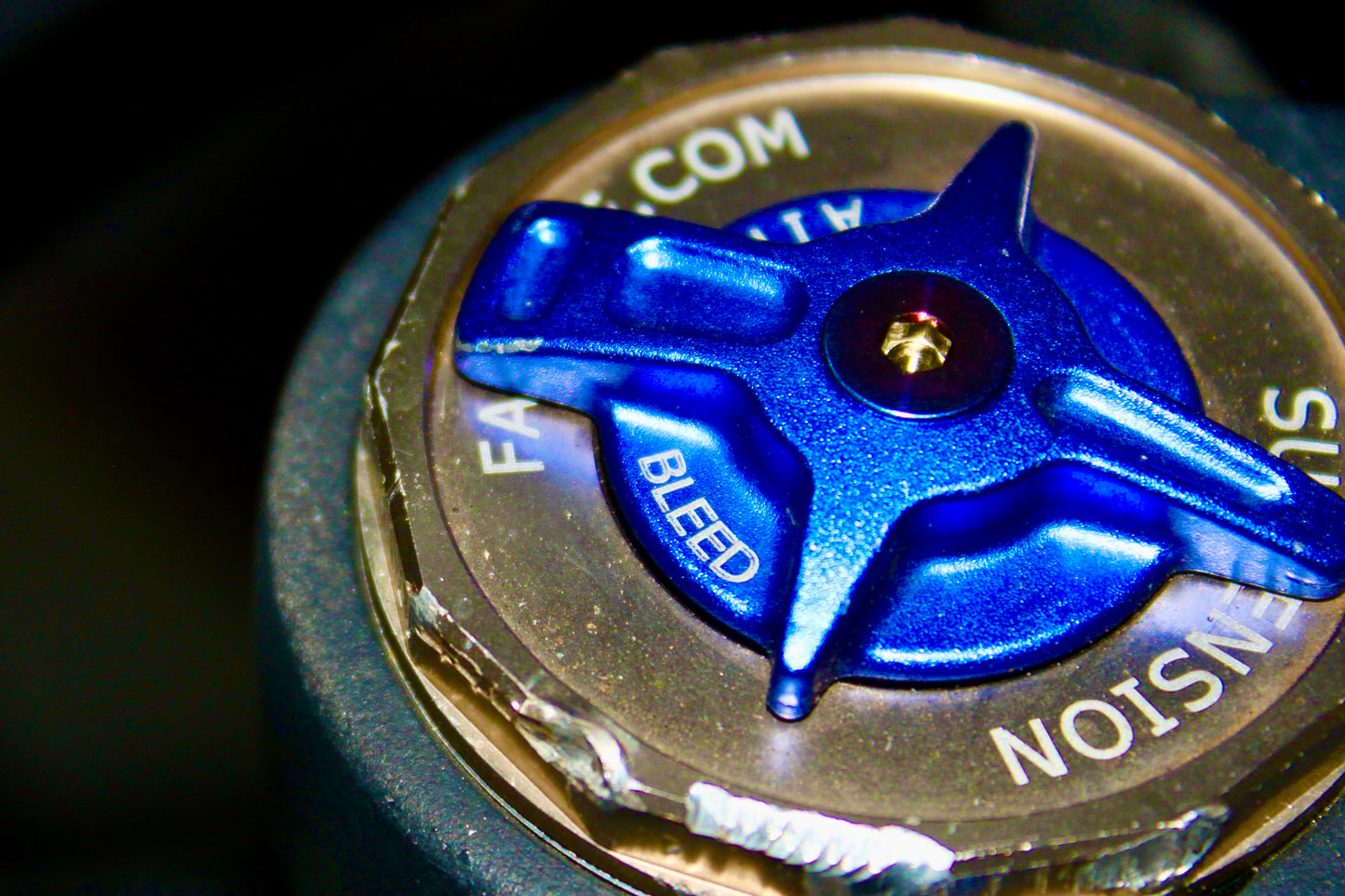 Titanium Fast Ace And KKE Bleed/Rebound Dial Mounting Bolts