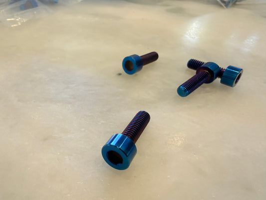 MX3 / MX4 / XXX Titanium Cockpit Bolt Kit