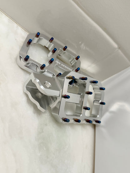 Surron Ultra Bee Footpegs